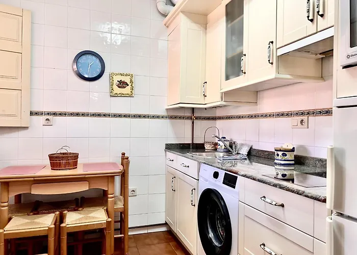 Martas - Monabri Appartement Comillas