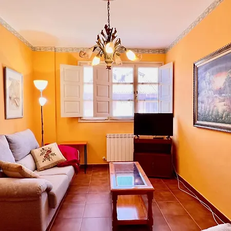 Martas - Monabri Comillas